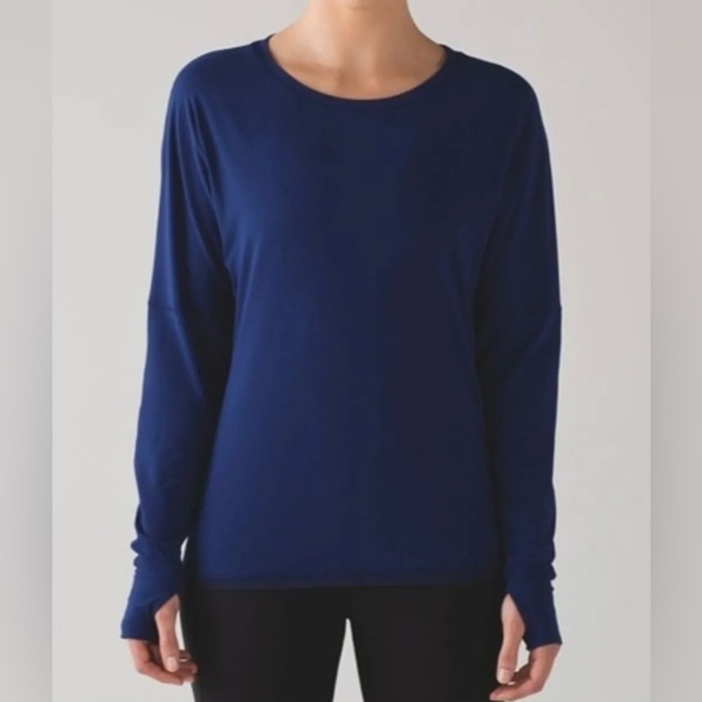 EUC Women’s Size 8 Lululemon Gear Up Long Sleeve Athletic Top in Hero Blue Tee